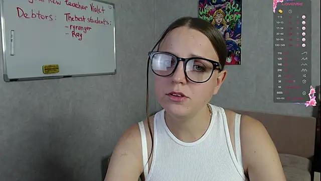 Snapshot of Violetwin chatting on October 16, 5:25 pm Violetwin online show from October 16, 5:25 pm