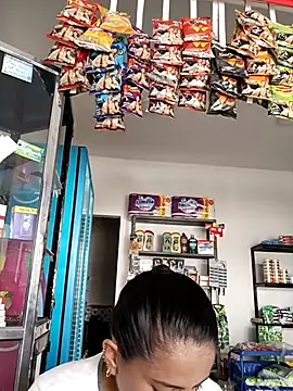 Snapshot of Titiss8921 chatting on October 28, 1:03 pm Titiss8921 online show from October 28, 1:03 pm