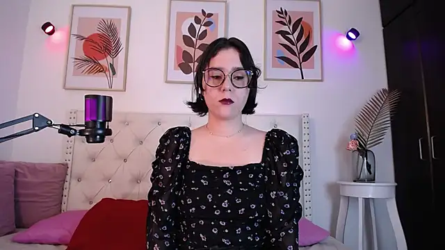 Snapshot of barbyehot chatting on November 21, 11:14 pm barbyehot online show from November 21, 11:14 pm