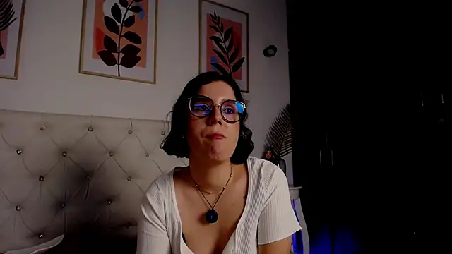 barbyehot online show from July 14, 2:05 am