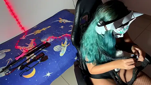 bluesubmissive online show from November 1, 1:18 am