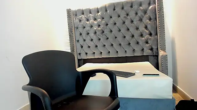 Snapshot of nero_reyd chatting on November 14, 7:23 pm nero reyd online show from November 14, 7:23 pm