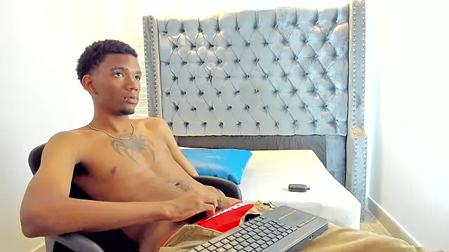 nero reyd online show from March 9, 7:40 pm