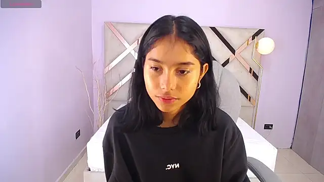 Milaa Star  online show from February 15, 3:25 am