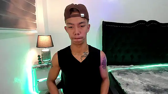 jersthebigfuckerxxx online show from October 4, 2:31 am