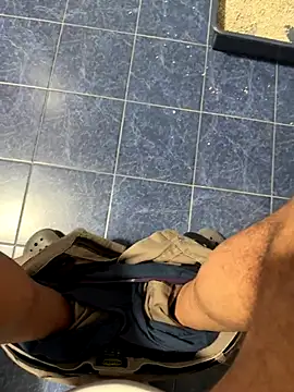 maialexte online show from December 16, 5:01 am