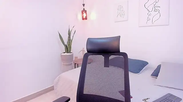 kylerose07 online show from October 17, 2:15 am