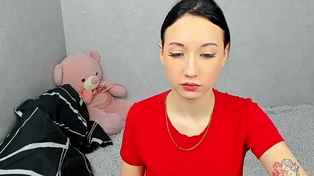 EileenMoores online show from February 13, 2:35 pm