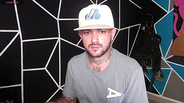 Snapshot of nicolastorres99 chatting on November 5, 3:50 am nicolastorres99 online show from November 5, 3:50 am