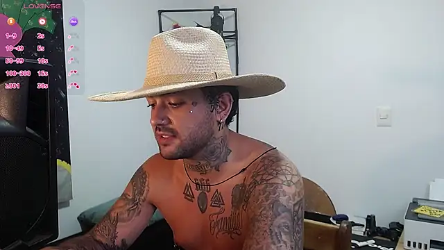 nicolastorres99 online show from December 19, 4:08 am