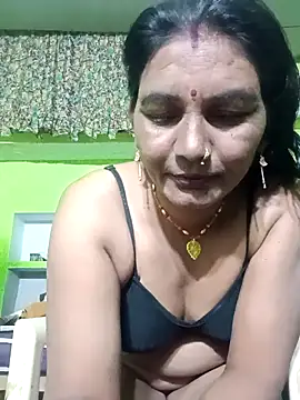 ZIVAA online show from November 12, 6:08 pm