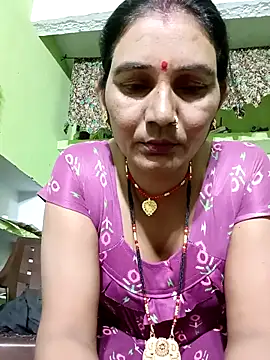 ZIVAA online show from May 19, 8:42 am