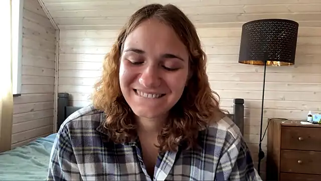 SunPunnyGirl online show from September 14, 8:24 am