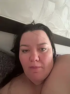 Snapshot of SunnyLeila2101 chatting on February 20, 6:59 am SunnyLeila2101 online show from February 20, 6:59 am