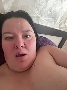 Snapshot of SunnyLeila2101 chatting on February 27, 6:02 am SunnyLeila2101 online show from February 27, 6:02 am