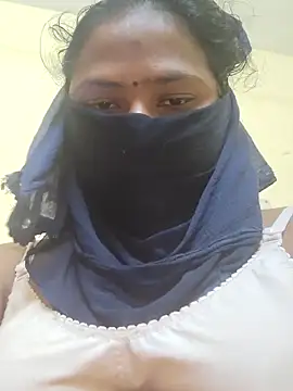 Snapshot of Tamilreethu chatting on December 18, 3:18 pm Tamilreethu online show from December 18, 3:18 pm