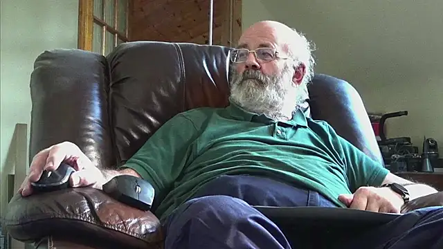 janzer13 online show from February 7, 2:21 pm