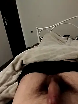 Snapshot of tip_hard_cock chatting on September 27, 5:07 pm tip hard cock online show from September 27, 5:07 pm