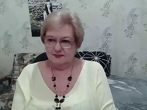 Renata62011 online show from April 18, 11:03 am