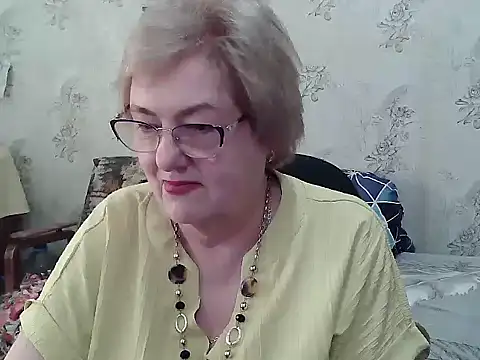 Snapshot of Renata62011 chatting on June 21, 12:08 pm Renata62011 online show from June 21, 12:08 pm