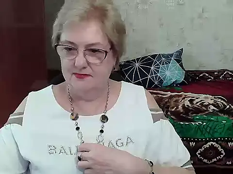 Snapshot of Renata62011 chatting on June 26, 12:42 pm Renata62011 online show from June 26, 12:42 pm