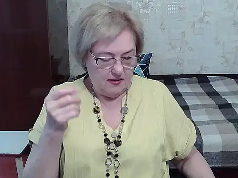 Snapshot of Renata62011 chatting on June 27, 3:55 am Renata62011 online show from June 27, 3:55 am