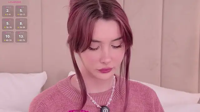 Nesolla online show from November 18, 3:38 pm