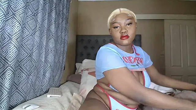 nanababe1 online show from May 16, 6:21 am