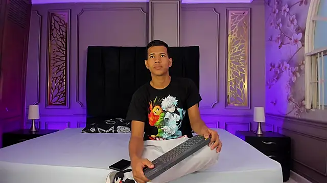 KingStark  online show from November 13, 11:20 am