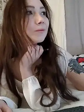 Snapshot of _San_Sara_ chatting on November 14, 5:28 am San Sara online show from November 14, 5:28 am