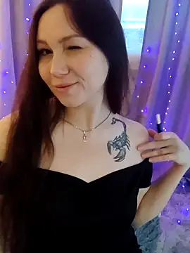 Snapshot of _San_Sara_ chatting on December 17, 7:25 am San Sara online show from December 17, 7:25 am