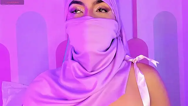 Snapshot of Jasmin_hamdan chatting on July 4, 5:30 pm Jasmin hamdan online show from July 4, 5:30 pm