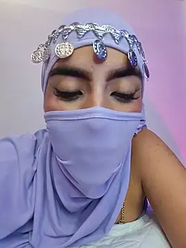 Snapshot of Jasmin_hamdan chatting on July 16, 10:05 pm Jasmin hamdan online show from July 16, 10:05 pm
