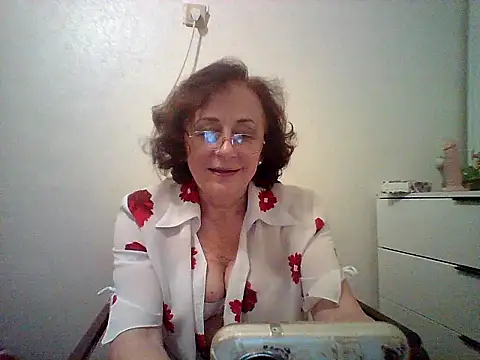 Julia54391 online show from September 14, 7:13 pm