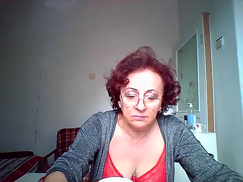 Julia54391 online show from September 16, 6:58 am