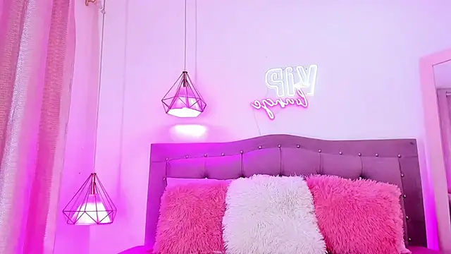 britneyy stars online show from September 14, 9:58 pm