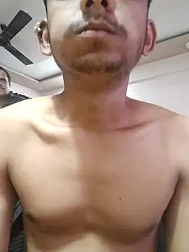 Snapshot of yung_cplz chatting on December 18, 11:49 am yung cplz online show from December 18, 11:49 am