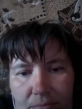 Snapshot of Romashka33011 chatting on June 2, 3:25 pm Romashka33011 online show from June 2, 3:25 pm
