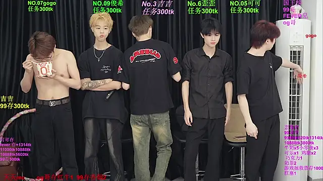 Beautifulboys-777 online show from May 22, 11:49 am