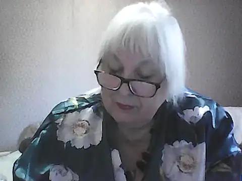 Alexia64231 online show from September 17, 6:04 am