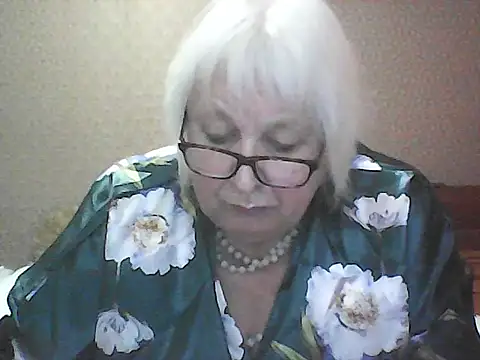 Alexia64231 online show from September 24, 4:32 pm
