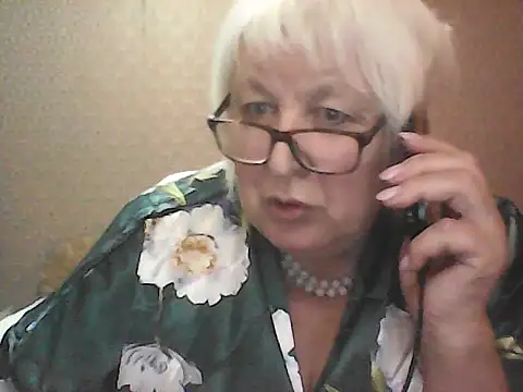 Alexia64231 online show from September 25, 5:05 pm