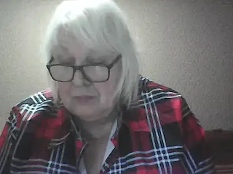 Alexia64231 online show from February 13, 5:42 pm