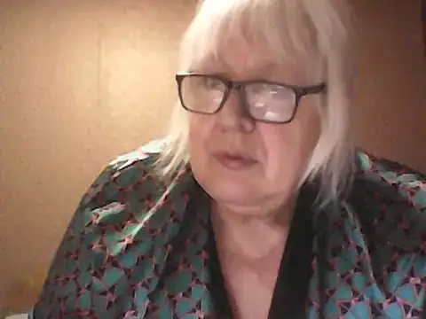 Alexia64231 online show from February 28, 7:04 pm