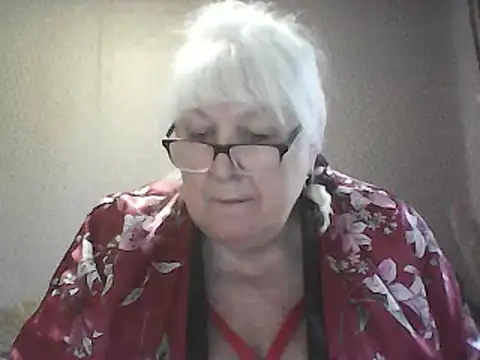 Alexia64231 online show from May 31, 2:24 pm