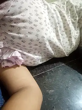 Bhabi-Hot0 online show from April 17, 1:25 pm