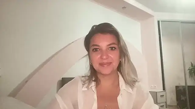 Snapshot of Beautysoul_ chatting on September 22, 4:31 pm Beautysoul online show from September 22, 4:31 pm