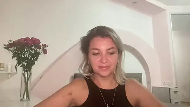 Snapshot of Beautysoul_ chatting on September 25, 4:43 pm Beautysoul online show from September 25, 4:43 pm