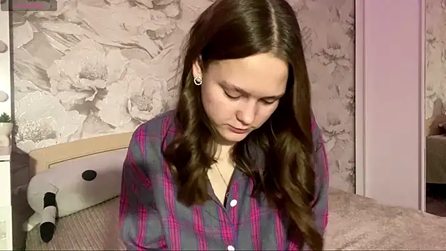 SoSweetGirl online show from April 13, 9:20 pm