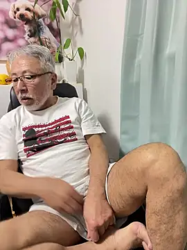 gholly2007 online show from December 14, 5:29 pm